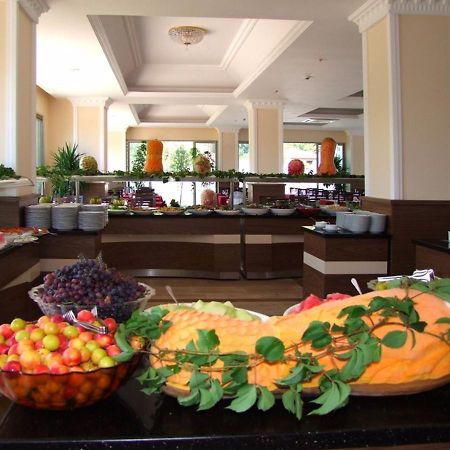 Golden Sunset Hotel&Spa Kemer Exterior photo A buffet at a hotel