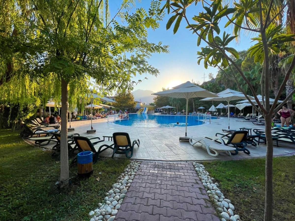 Golden Sunset Hotel&Spa Kemer Exterior photo The pool at the hotel
