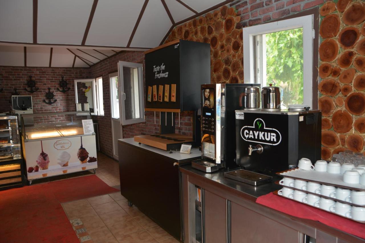 Golden Sunset Hotel&Spa Kemer Exterior photo A Turkish tea machine