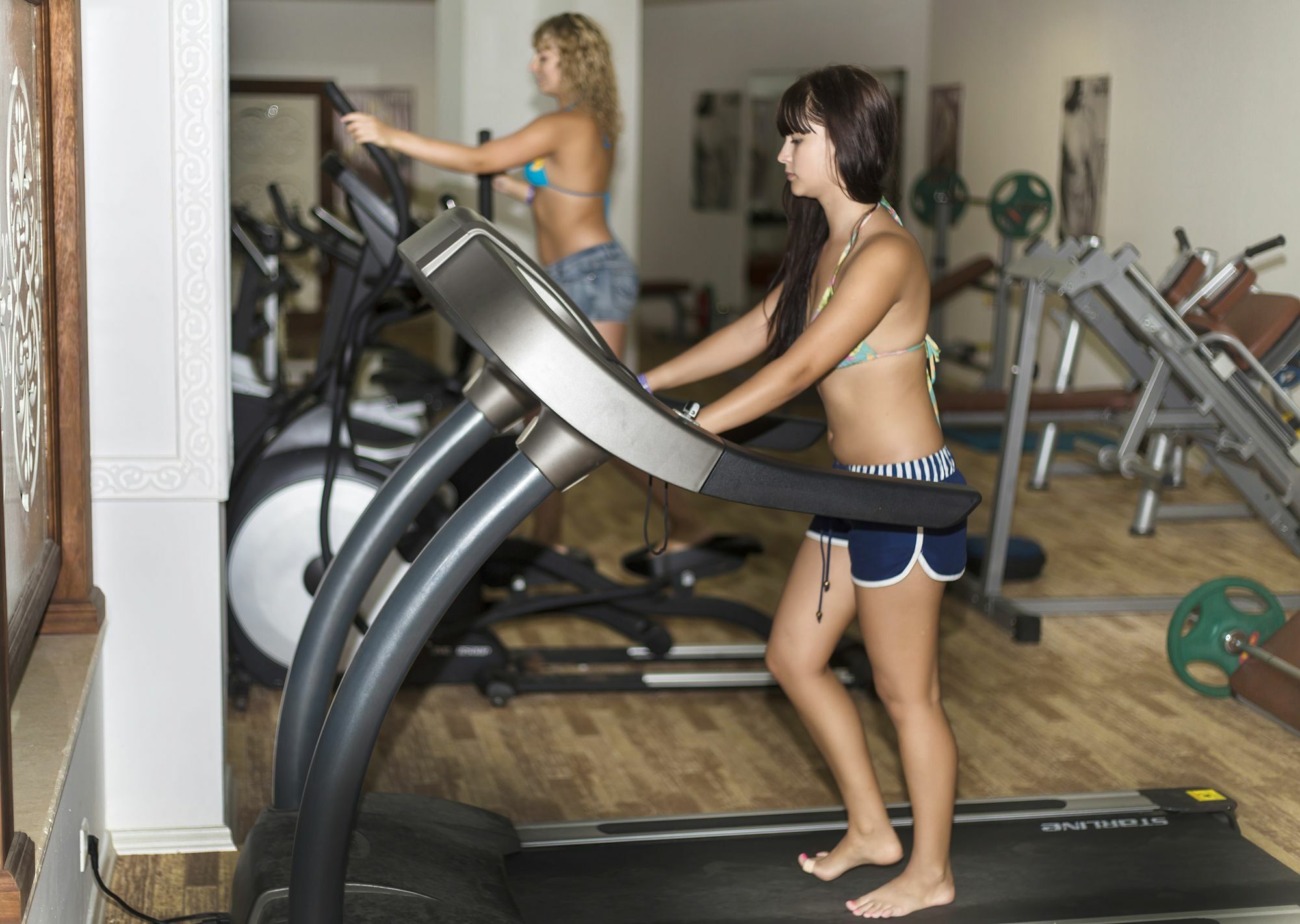 Golden Sunset Hotel&Spa Kemer Exterior photo A treadmill in use